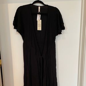 NWT Elan swim cover up - size small